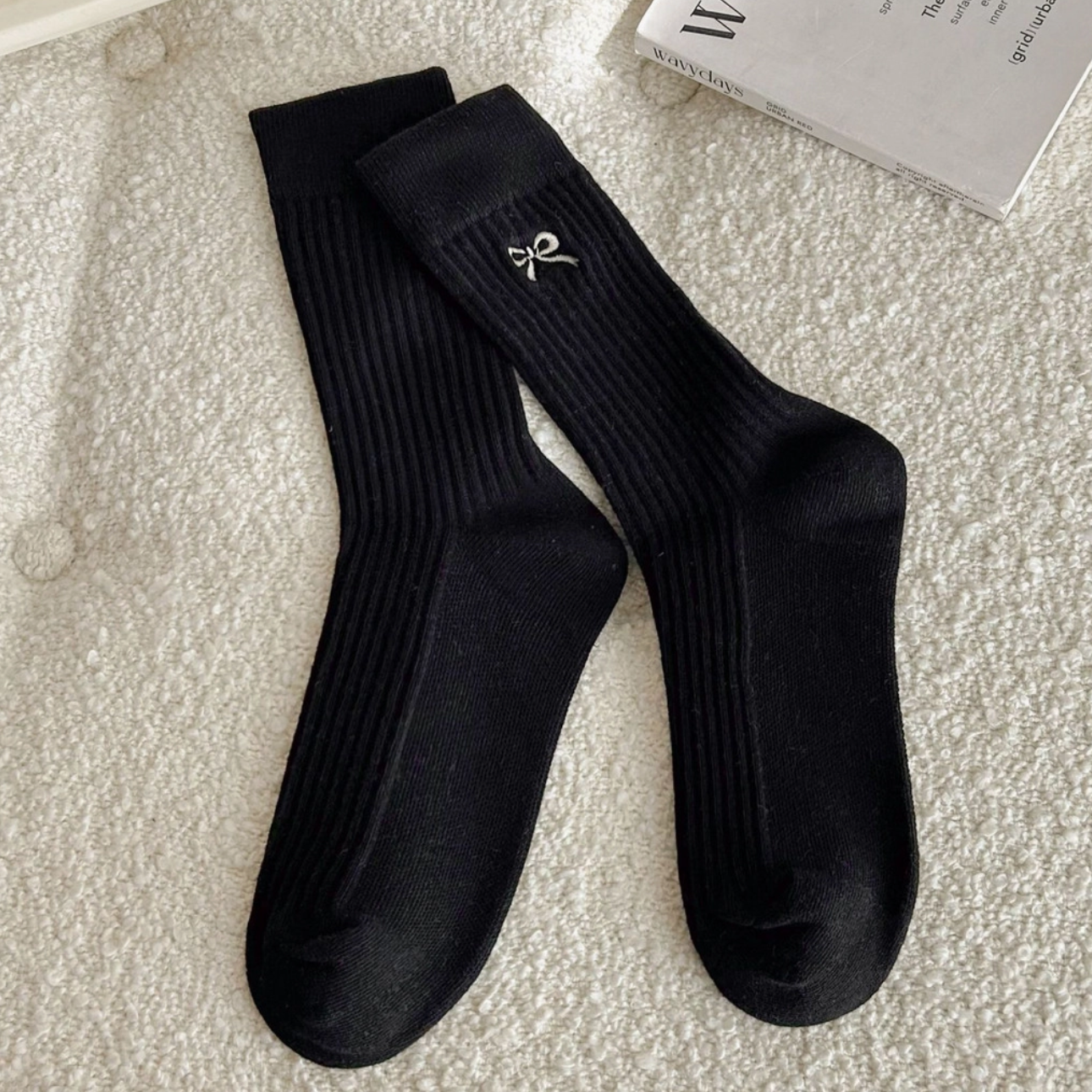 Embroidered Bow Ankle Socks